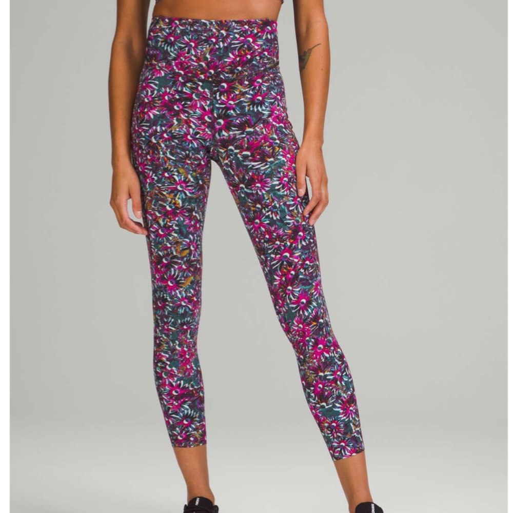 Lululemon Base Pace HR High Rise Tight 25"